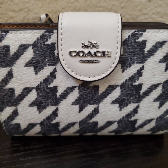 Coach Medium Corner Zip Wallet With Houndstooth Print - Picture 5 of 11